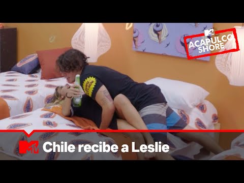 Leslie llega a la casa y la recibe Chile | MTV Acapulco Shore T5