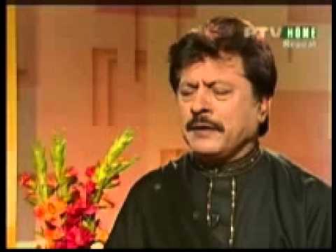 Mainday Geetaan De, Attaullah Khan Esakhelvi, Punjabi Seraiki Song In Mianwali - YouTube