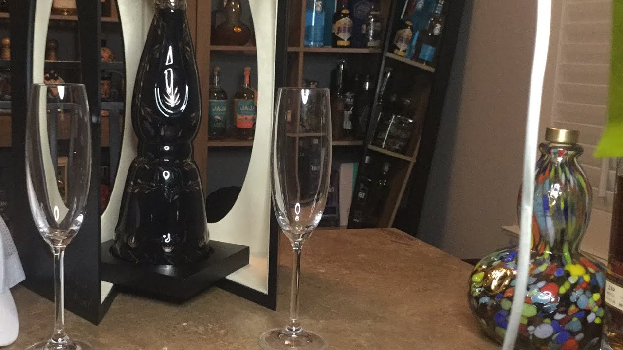 Live Tasting $1600 bottle of tequila! Worth it? Tequila of the week: Clase Azul Ultra