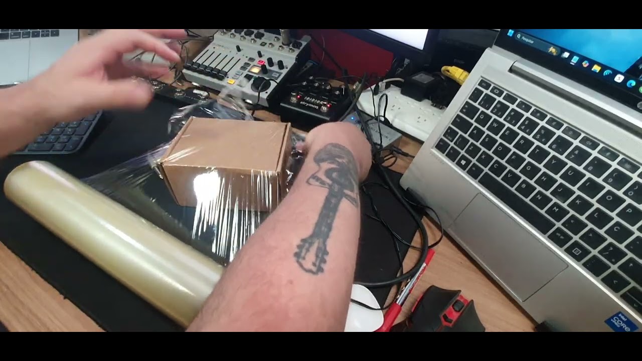 Apresentação, teste, embalagem e etiquetagem MXR Micro Amp by Jack Music Shop