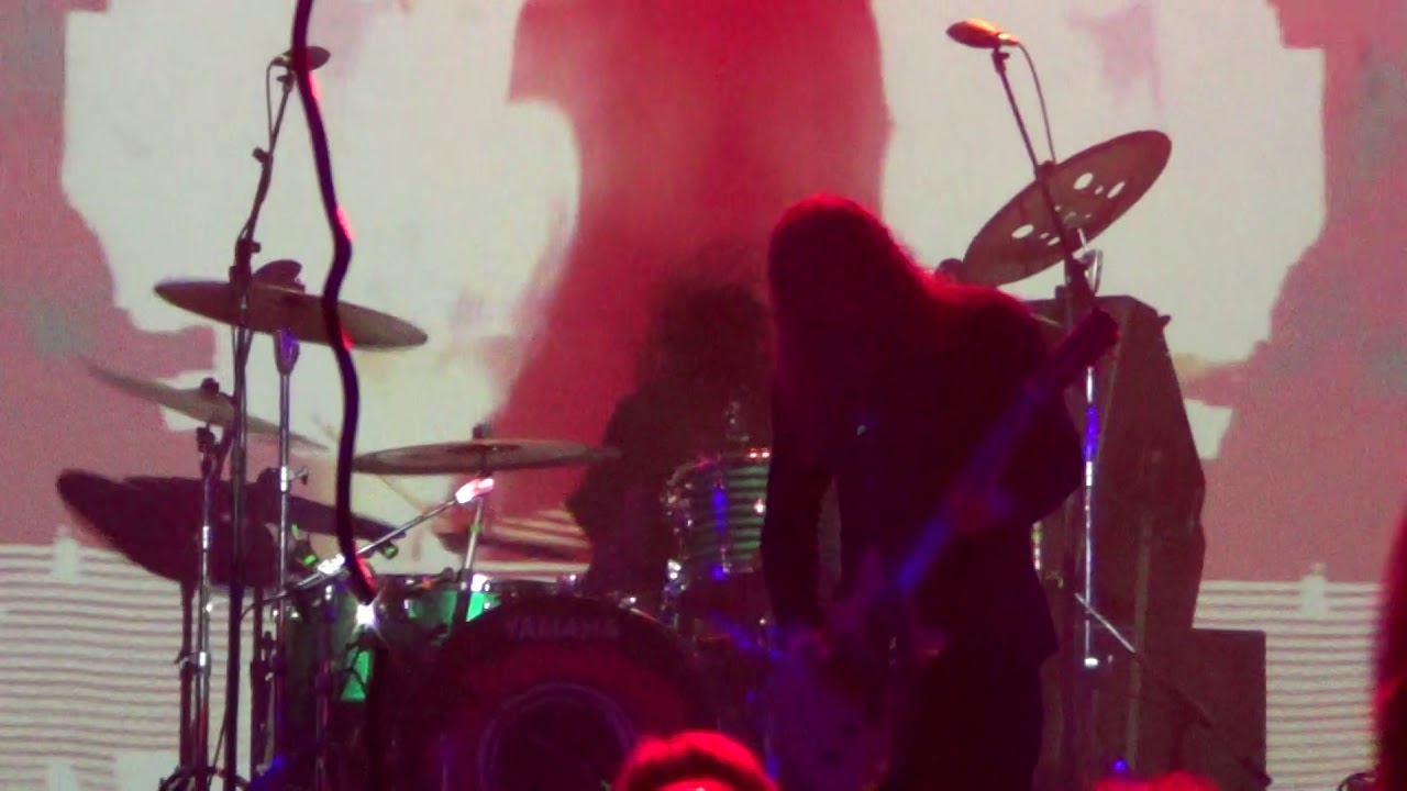 Uncle Acid & The Deadbeats No Return Live in Chicago at The Metro - YouTube