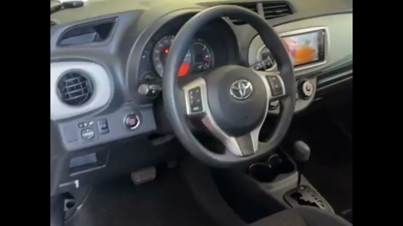 Toyota Vitz 2015 smart key ឡានស្អាត speakers 4គ្រាប់ អេហ្គុយ 2គ្រាប់ Volume ចង្កូត☎️ 012 505051