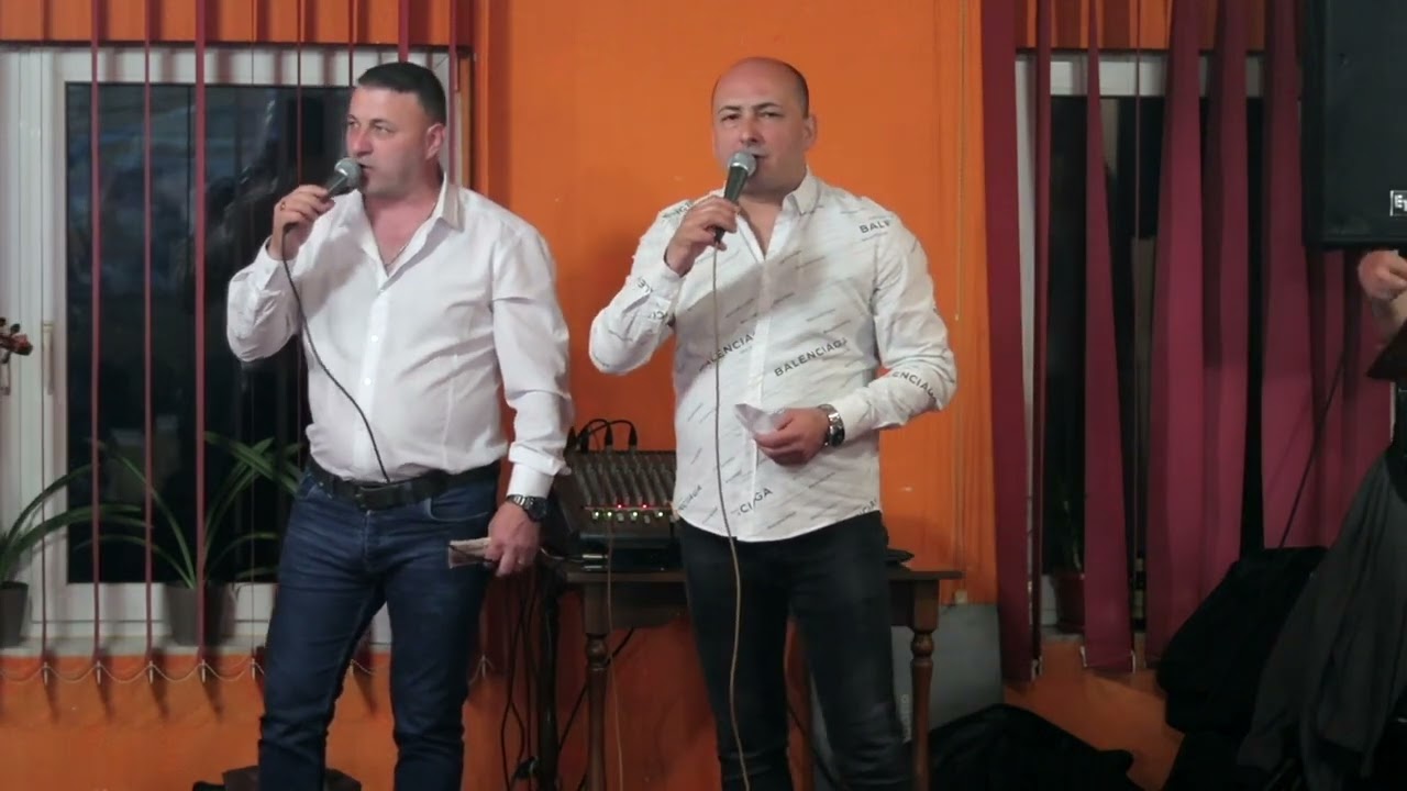 Stajić i Mačak - Ima jedna kuća na kamenu stoji - UŽIVO (Live Video)