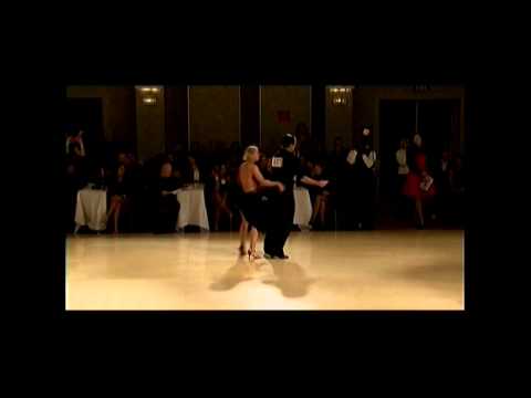 Maksim Chmerkovskiy \u0026 Meryl Davis dancing Argentine Tango on DWTS 5 19 14