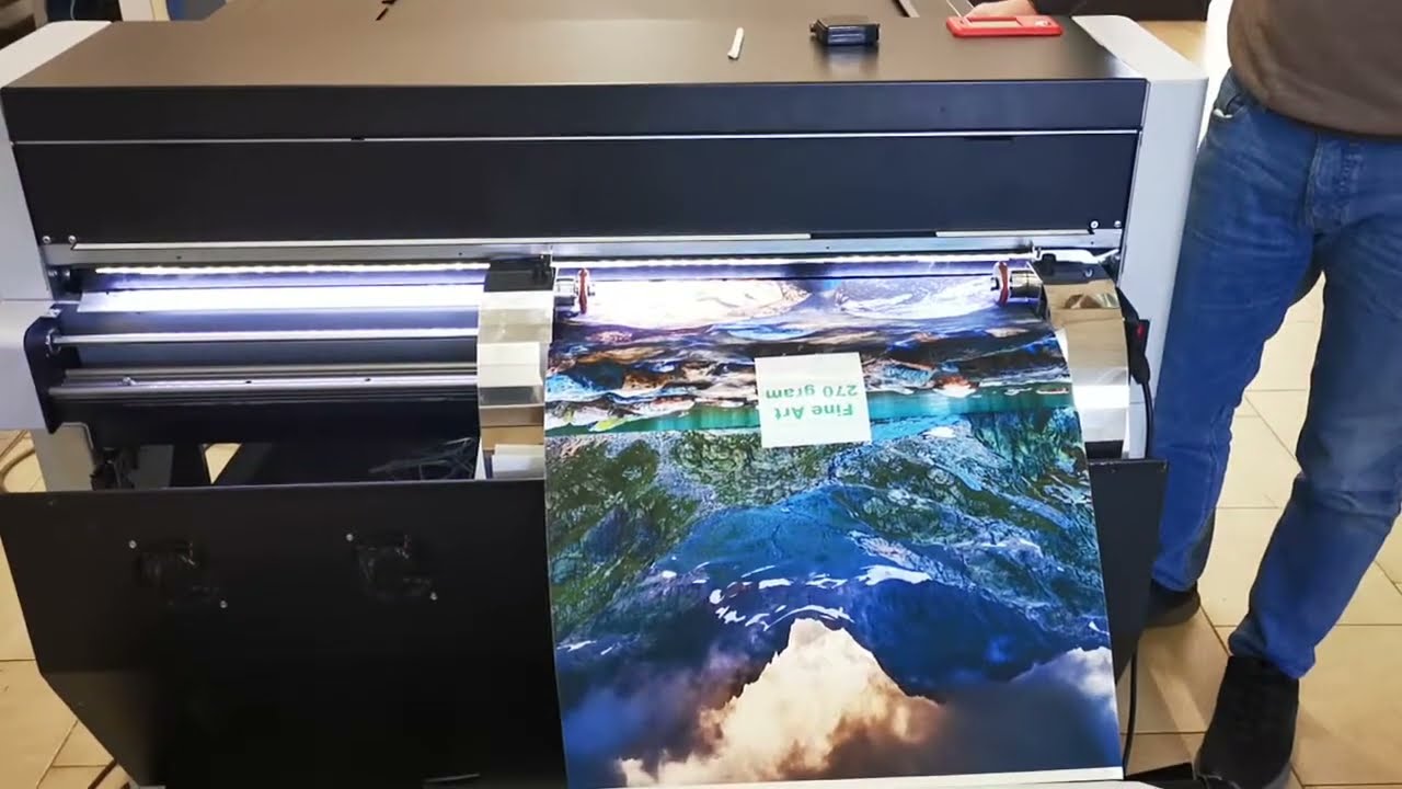 GeraCut 220 XY Poster Cutter YouTube