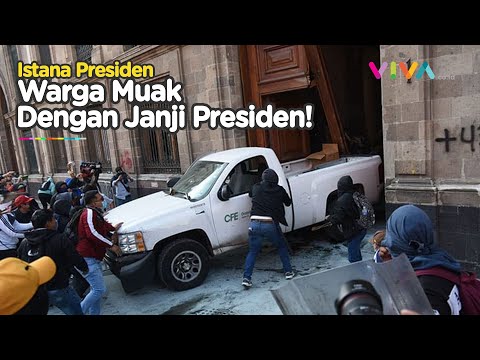 KACAU! Pedemo Dobrak Pintu Istana Kepresidenan Pakai Mobil Pikap