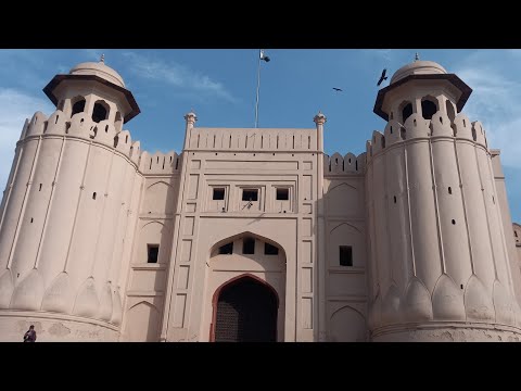 Shahi Qila & Badshahi Masjid In Lahore