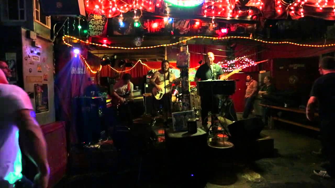 Total 48+ imagen banks st bar Viaterra.mx