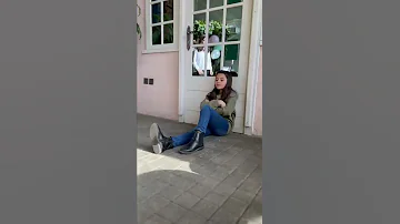 مالك ياصاحبي احكيلي 