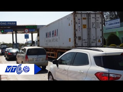 Yêu cầu ngừng thu phí cao tốc khi ùn tắc hơn 1 km | VTC