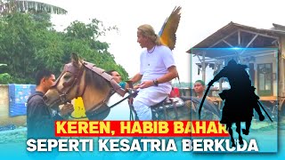 Gagahnya Habib Bahar naik kuda seperti kesatria berkuda