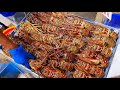 Miami Food - FRESH LOBSTERS and STONE CRAB CLAWS Key Largo Fisheries Seafood Florida USA