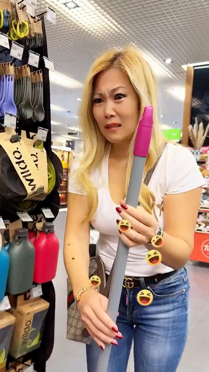 She is in shock ?? LeoNata family #shorts