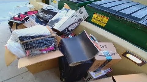 What Do The RICH THROW AWAY - THE BEST DUMPSTER DIVING Part 1!