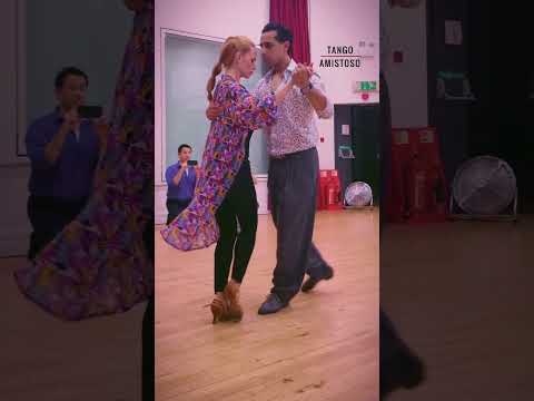 Marcos Roberts and Louise Malucelli class demo @tangoamistoso1058 in London