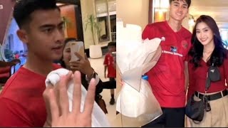 Momen Rafael Dan Pemain Timnas Di Kerubuti Wanita Cantik Selesai Latihan