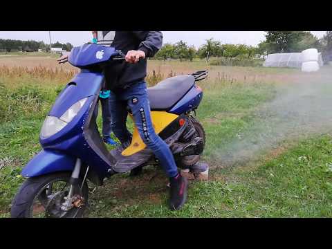 Video: Kiek kainuoja išsinuomoti motorolerį kruizui?