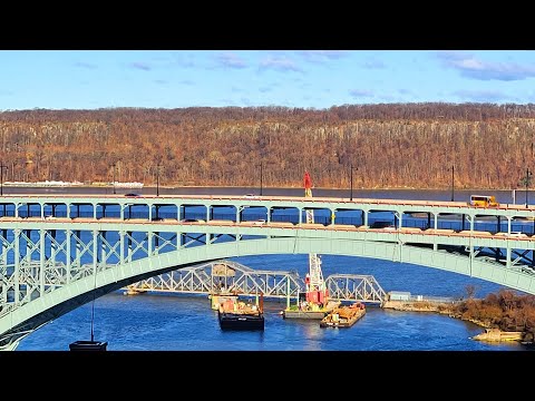 Hudson and Harlem River Railcam live cam preview