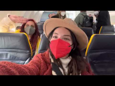 Βίντεο: Πώς να εξασκήσετε την εθιμοτυπία του αεροπλάνου (με εικόνες)