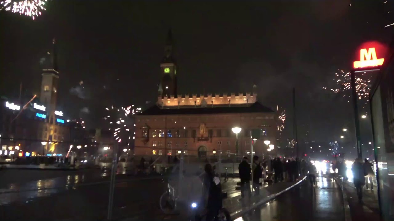 💥 New Year's Eve Celebrations For 2021 | City Hall Square, Copenhagen | Denmark | Happy New Year