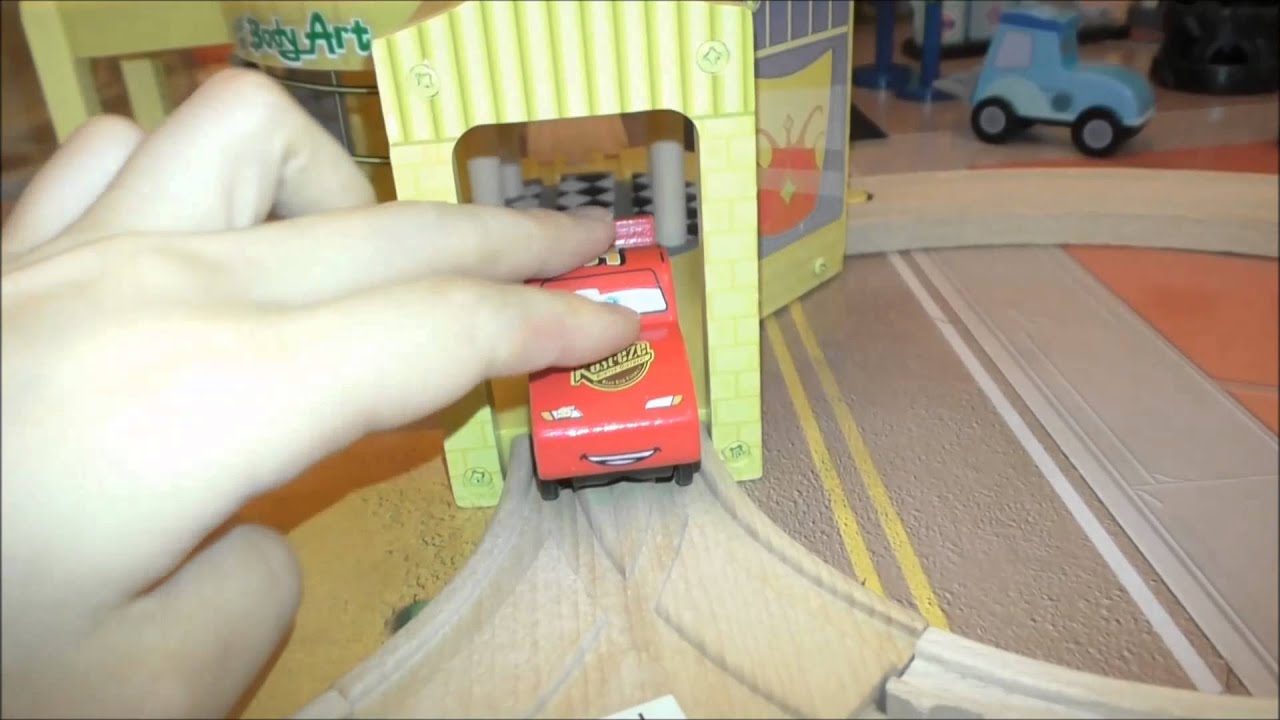 Disney Cars Race Track Set Table カーズレーストラックセットで遊んだよ Youtube Disney Cars Race Track Set Table カーズレーストラックセットで遊んだよ Youtube