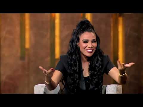 أمينة ابني عاوز يبقى صلاح وميسي وكريستيانو سهرانين