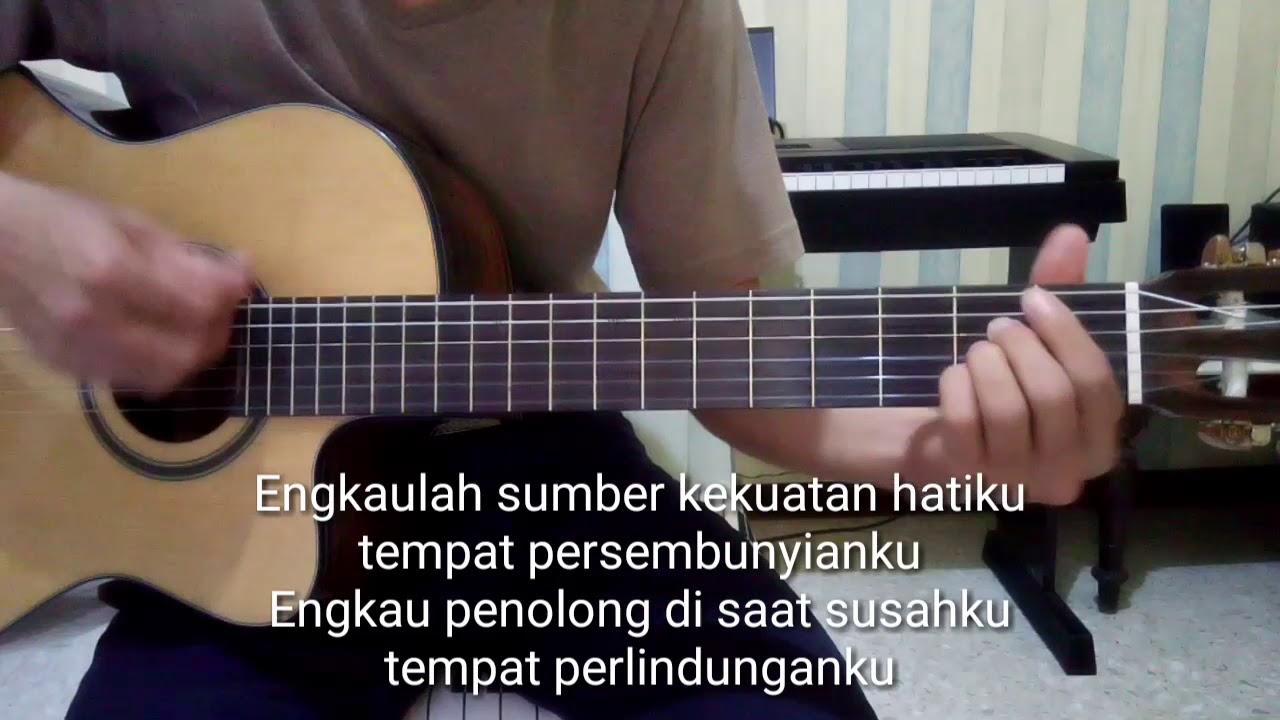 belajar gitar [kekuatan hatiku] - YouTube