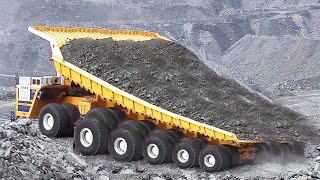 World&#39;s Largest Truck in Action - Extreme Mining Dump Truck