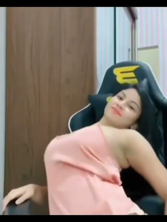 Bigo Live Hot Goyang Ebot Sambil Mendesah