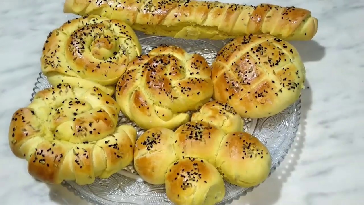 خبز مبسس منزلي أصنع خبزك في دارك واحمي روحك واحمي صغارك شعار الحجر الصحي