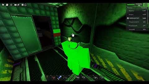 Como conseguir el emblema Asesino zombi gigante en Sobrevivir y matar a los asesinos en el area 51