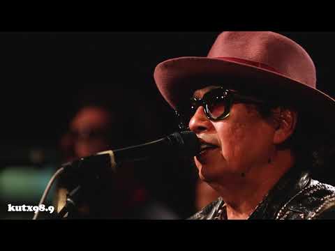 Alejandro Escovedo - "Something Blue"