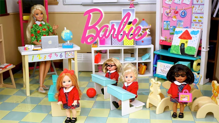 Barbie is a Teacher! Full School Day Routine! Play...
