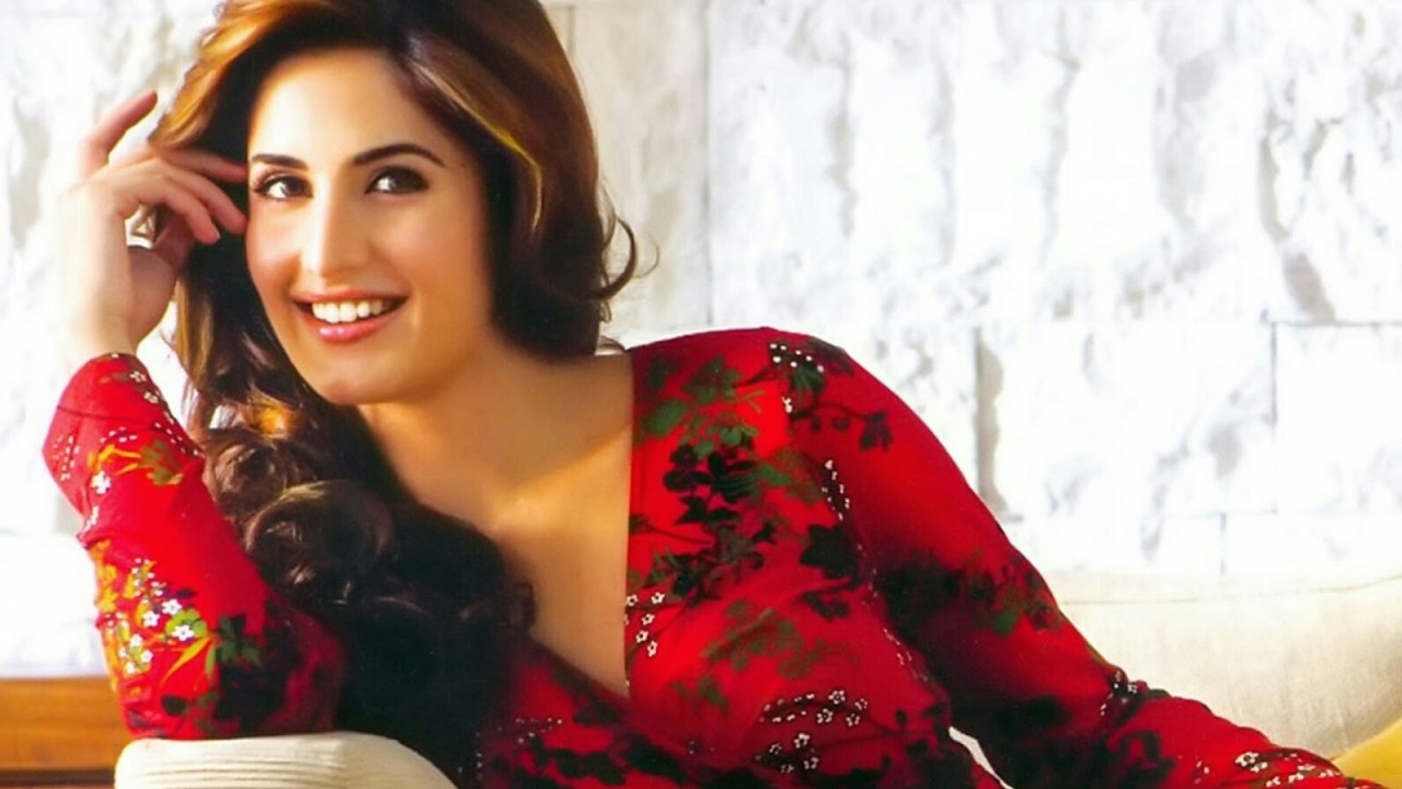 Katrina kaif latest photoshoot for fbb big Bazar advertisement.