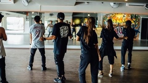 DE FAM #SUPERGIRLS Dance Practice Video