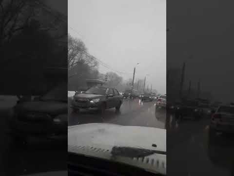 Дорожные войны на пр. Королева (29.03.2018)