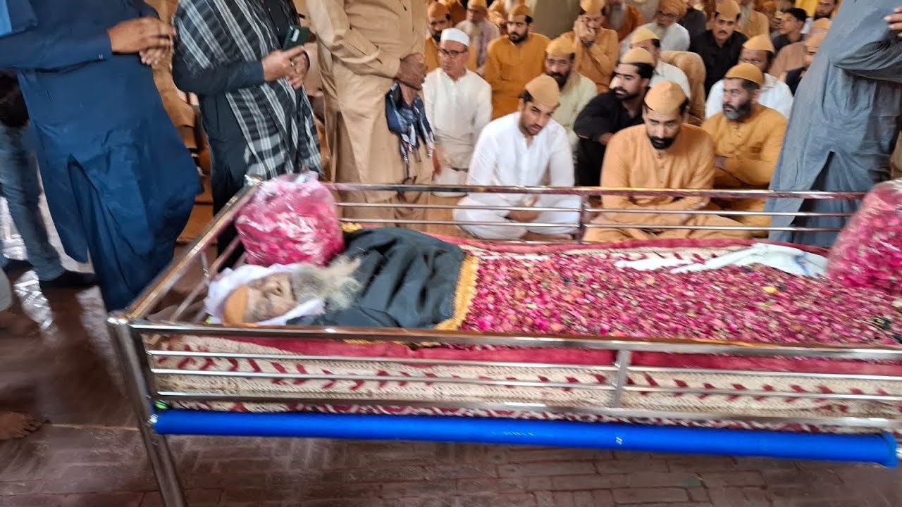 Джаназа Хазрат Шафи РА Суфий Баркат Али Джаназа Шафи Сахиб Дарбар Суфи Баркат Али 