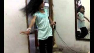 Tari Bermain Dhea Imut