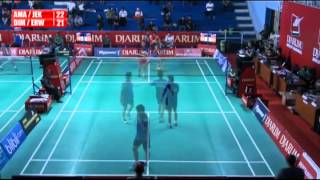Amal Ari W./ Jeka Wiratama (PB Djarum) VS Dimas Kurniawan T/Erwin Rendana P (PB Bayu Kencana)