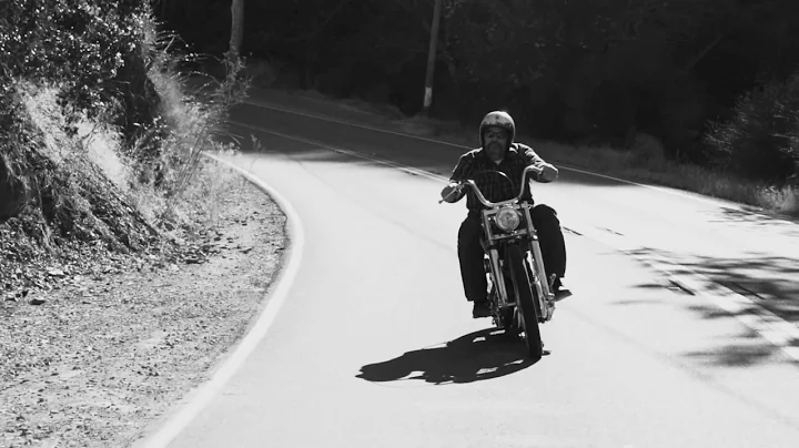 Caleb Owens' Cro Customs 805 Beer Bike Build