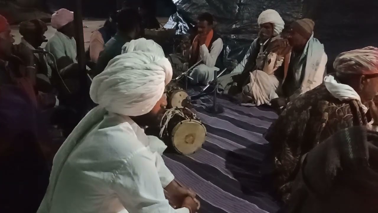 देवनारायण भगवान की ग्राम मैं गाते हुए धुर सिंह भाई पटेडा मेहरबान सिंह गुर्जर