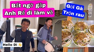 Mang Thuốc Cho Anh Định, Bất Ngờ Gặp 2 Anh Đi  Cấy Lúa Về. Gỏi Gà Trộn Rau