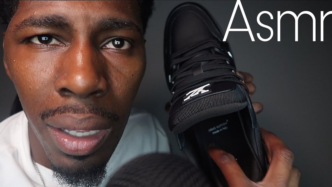 ASMR| Ещё одна распаковка кроссовок👟😴 (покалывает в кроссовках)