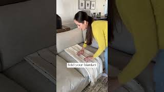 4 Easy Ways to Style Blankets in Your Living Room (Designer Look Instantly) #homedecor #home