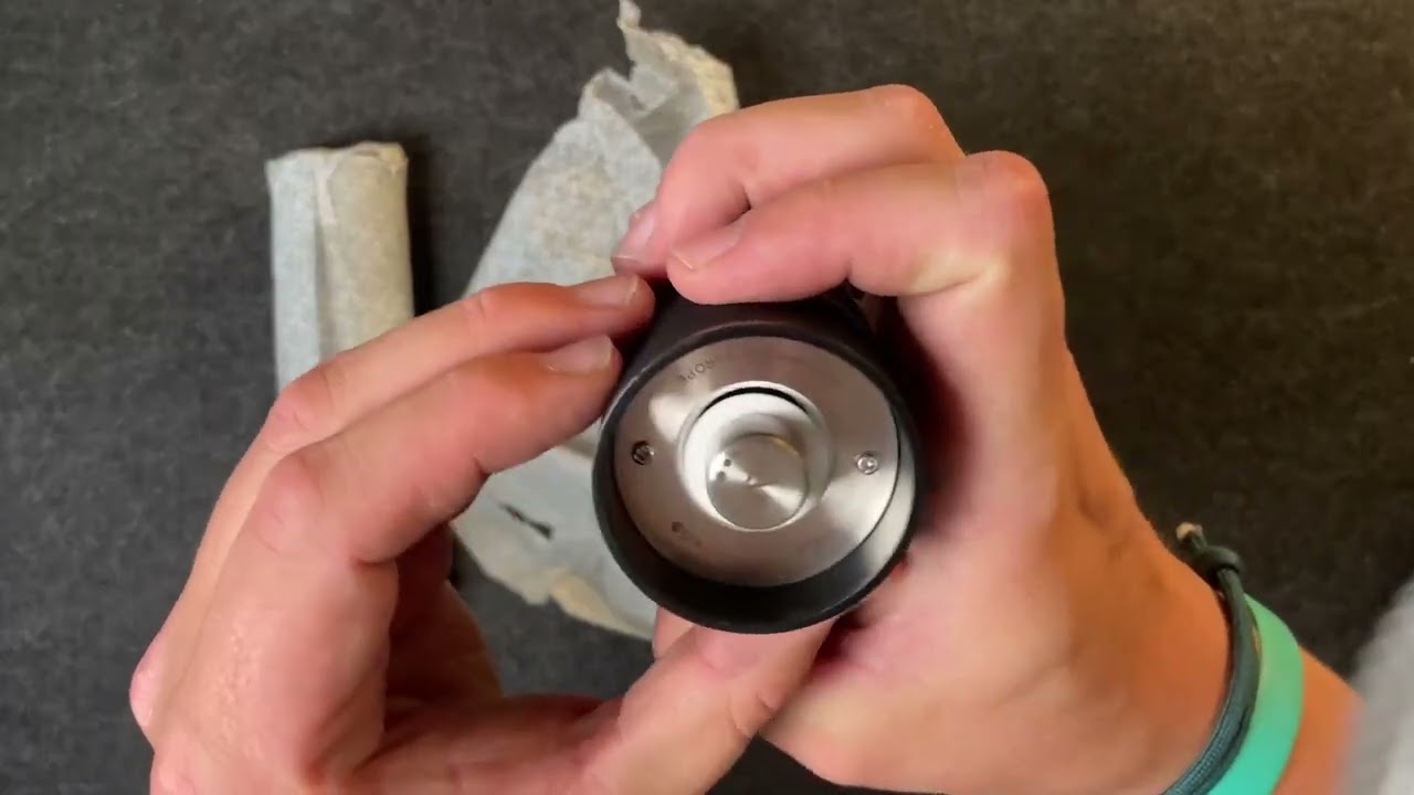 LARS NYSØM Salt and Pepper Mill Set, Manual with Adjustable Ceramic Grinder Review