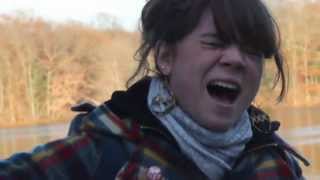 Video thumbnail of "Lady Lamb - Aubergine | Buzzsession"