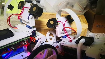Two random Vigibot.com robot players lol (1)