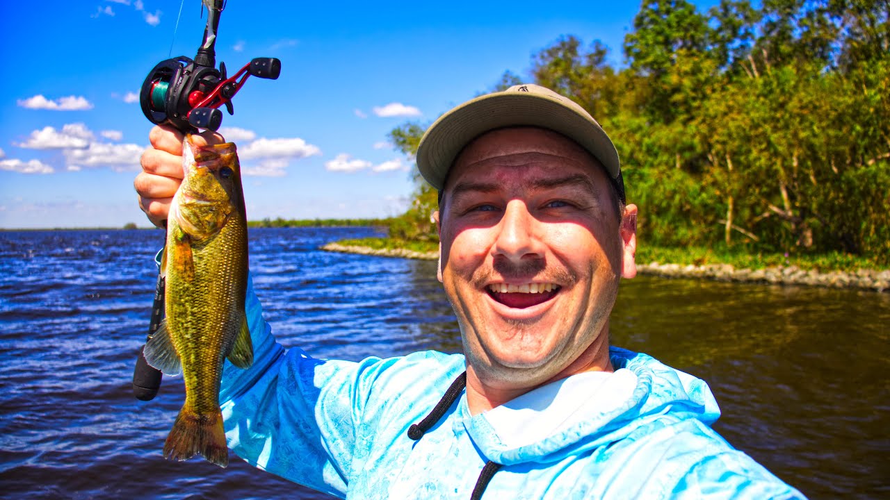 Catching BASS among the GATORS during a Cool Front. ( Catch Clean Cook ) Louisiana Bass Fishing