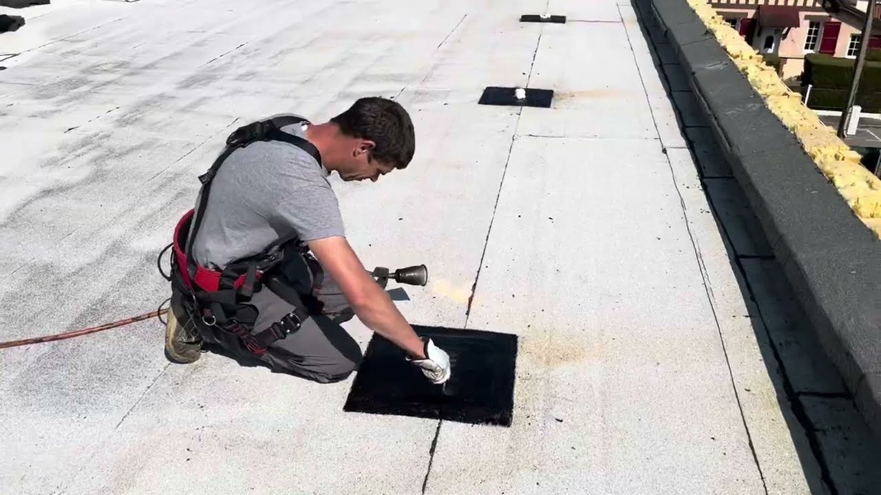 Comment supprimer une sortie d’étanchéité en toiture terrasse