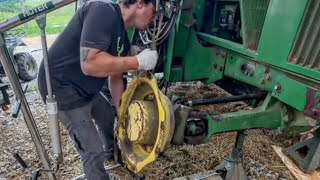 Replacing FRONT WHEEL 4x4 OIL SEAL on a JOHN DEERE 7400 tractor